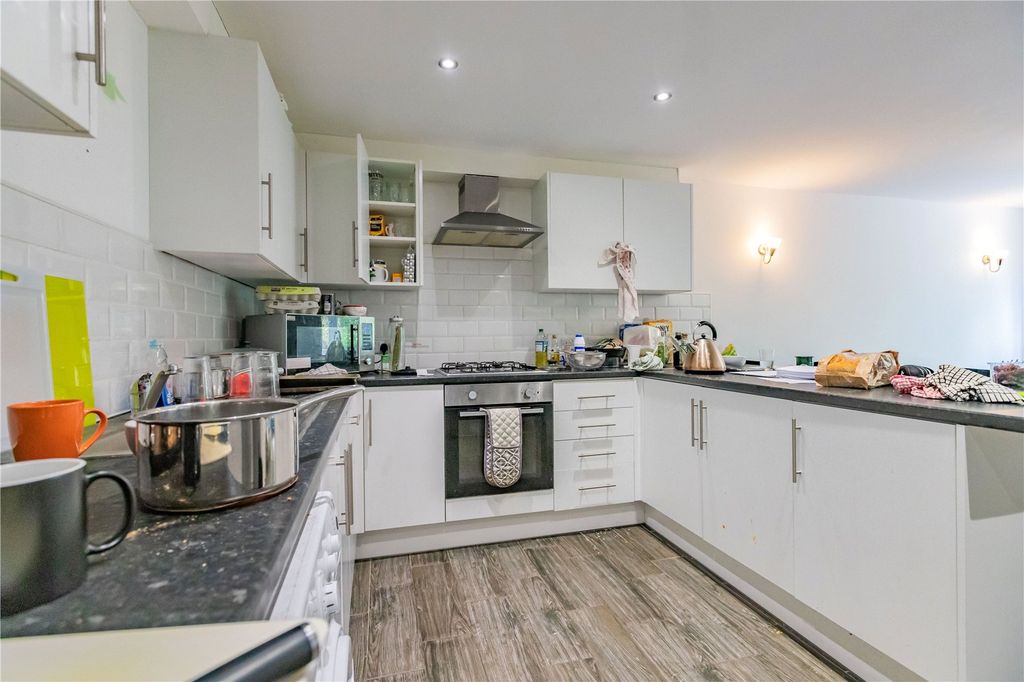 Property photo 1 of 16 Picture No. 19