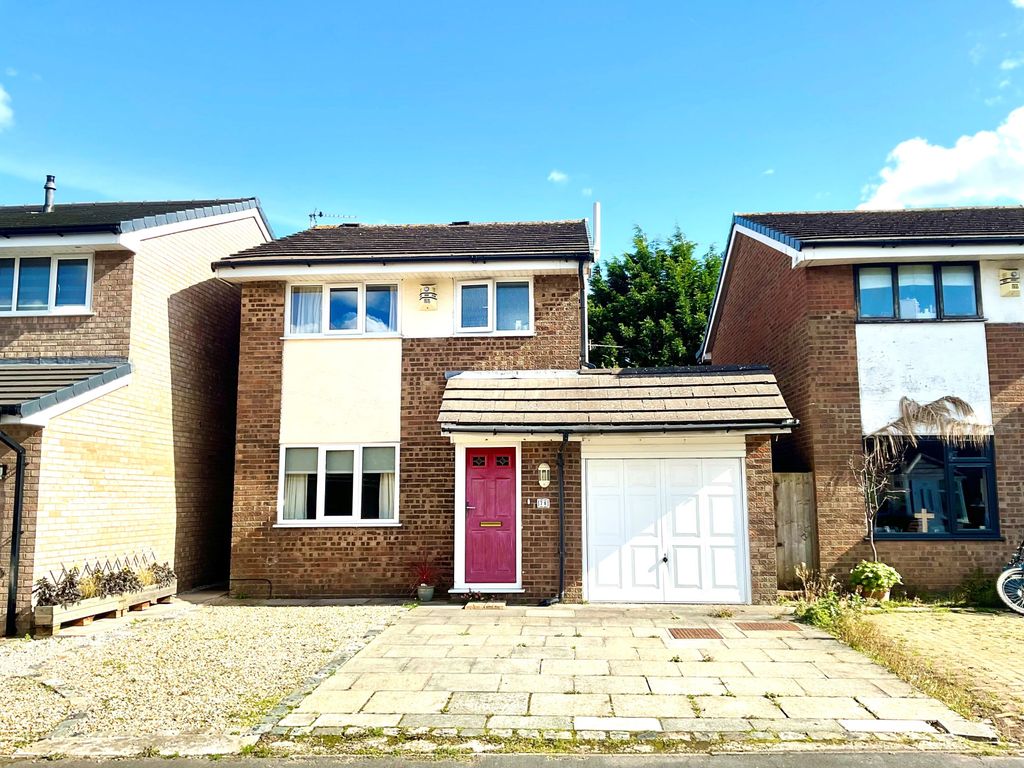 Property photo 1 of 12