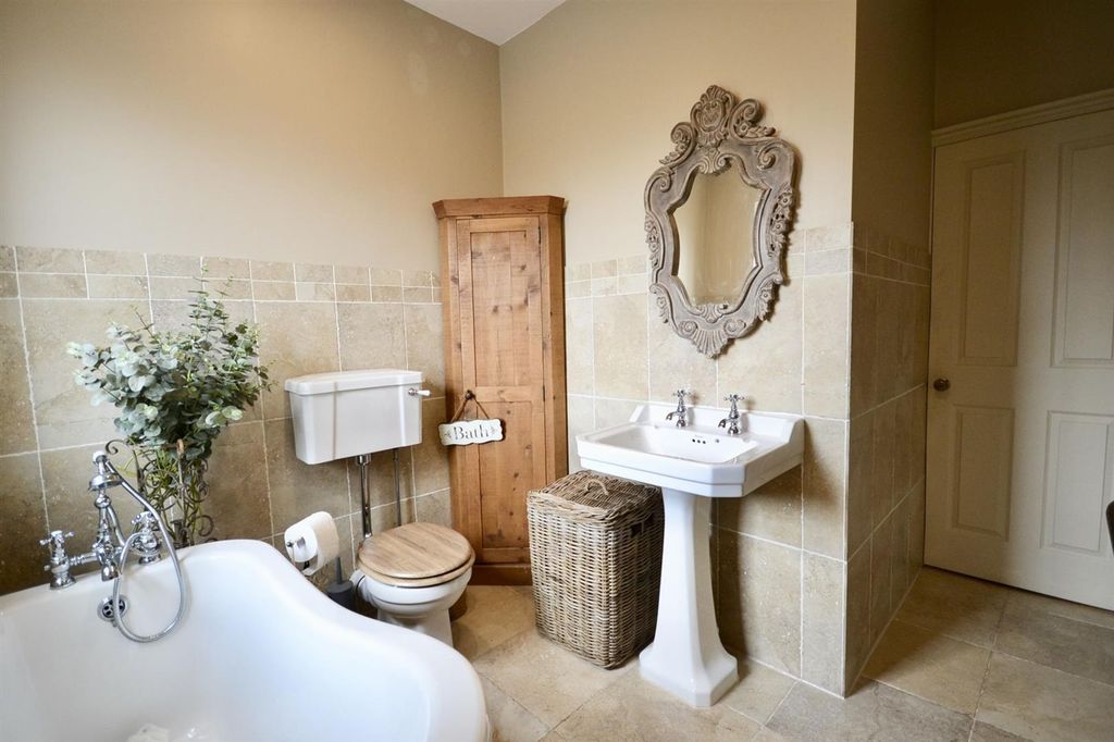 Additional image 29 of 4 bed semi-detached house for saleMelbourne Road, Ibstock LE67