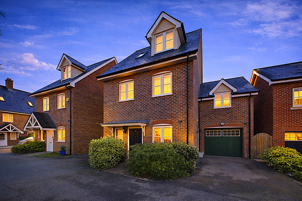 Property photo 1 of 17