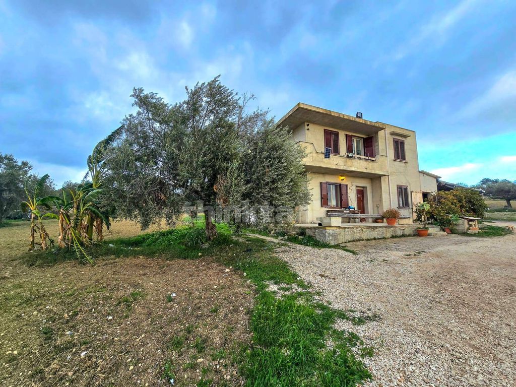 Property photo 1 of 24