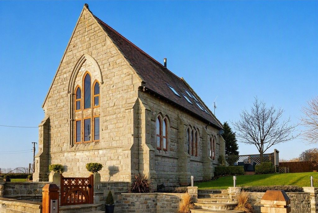 Property photo 1 of 15 The Chapel