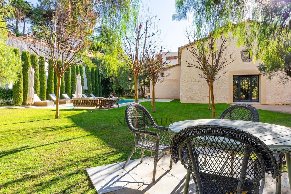 Property photo 1 of 50