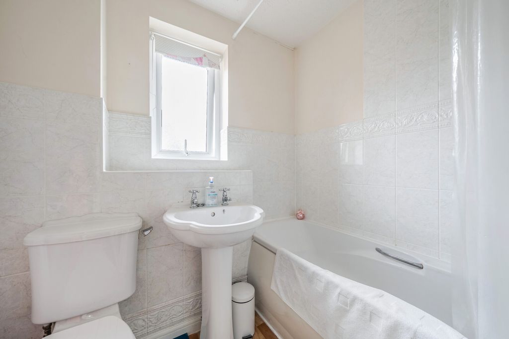 Property photo 3 of 22 1514791-7-1A08B8B...