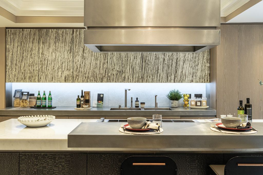 Additional image 7 of 8 bed town house to rentCheyne Walk, London SW3