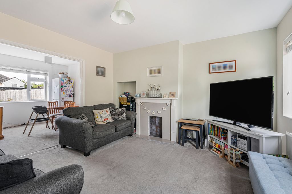 Property photo 3 of 23 1761747