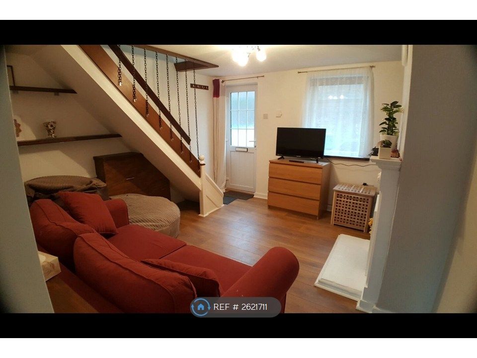 Property photo 2 of 8