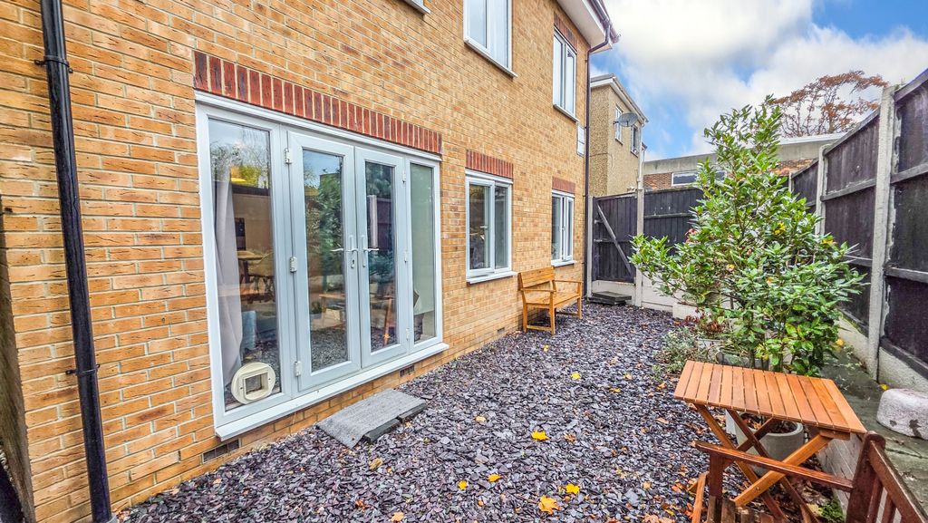 Property photo 2 of 15 Picture No. 02