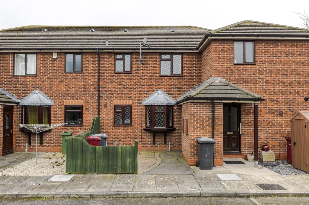 Property photo 1 of 7 Main