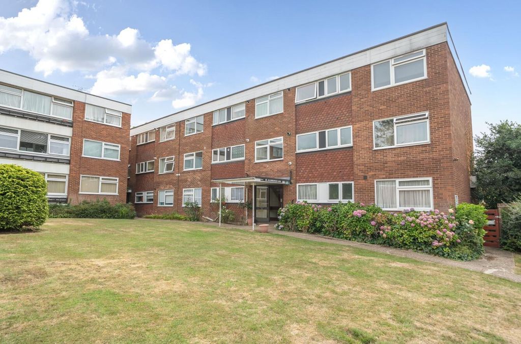 Property photo 1 of 8 Davidson Frost-Wellings, Dfw, Charlwood Close, Sta