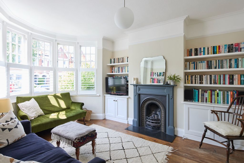 Property photo 2 of 27 4211994