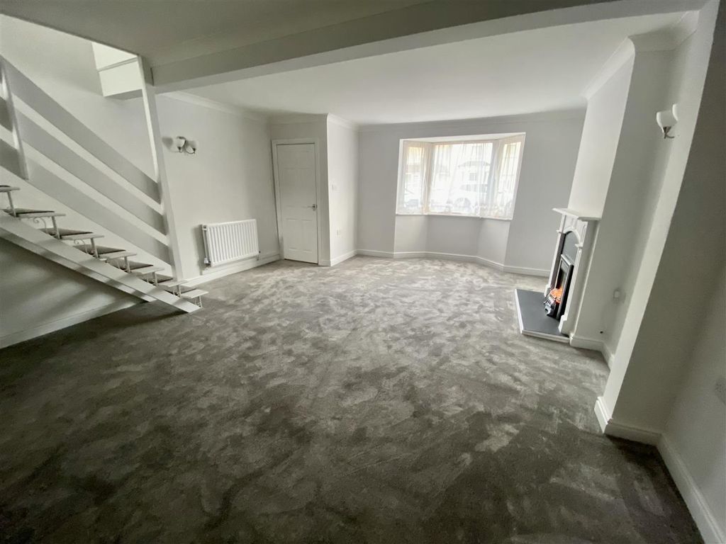 Property photo 2 of 14 Img_3836.Jpg