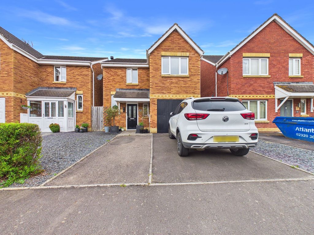 Property photo 1 of 33