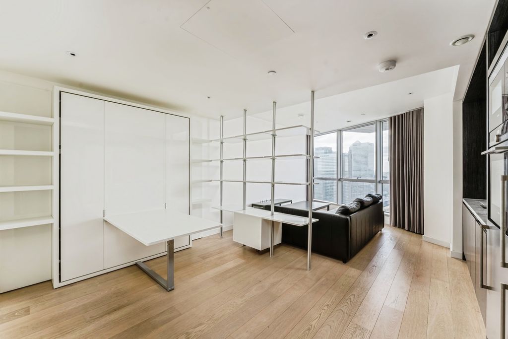 Property photo 1 of 7 Studio Room