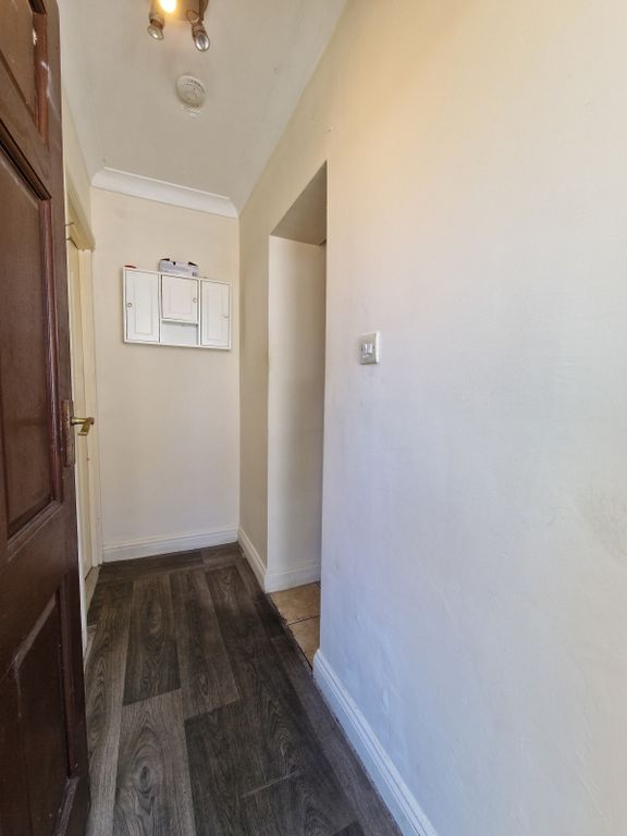 Property photo 2 of 17 Gallery