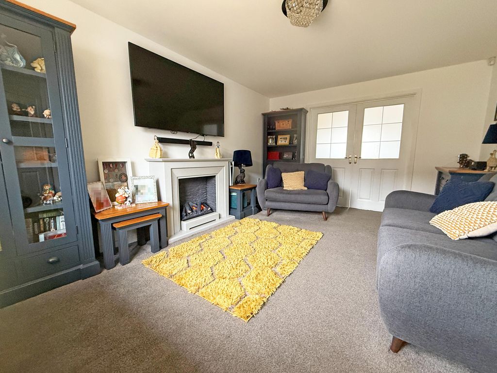 Property photo 3 of 26