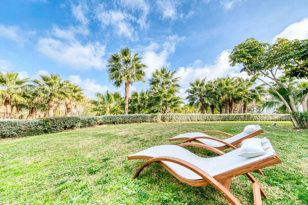 Property photo 1 of 34