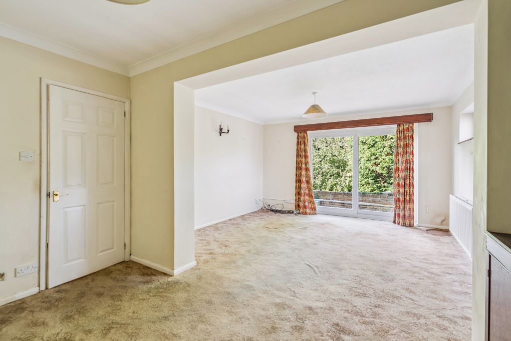 Property photo 2 of 9