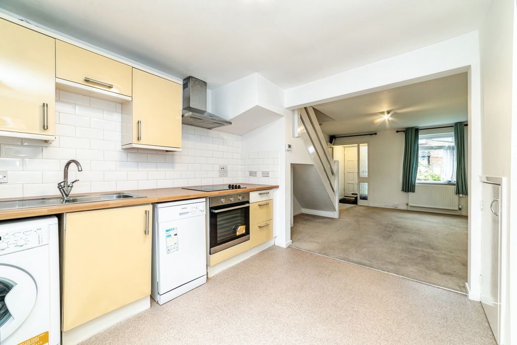 Property photo 2 of 9 Pbox-Img.Jpg