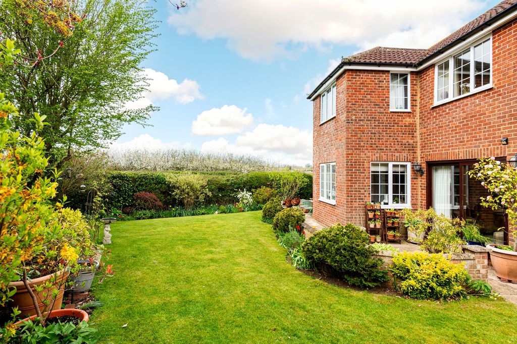 Property photo 3 of 43