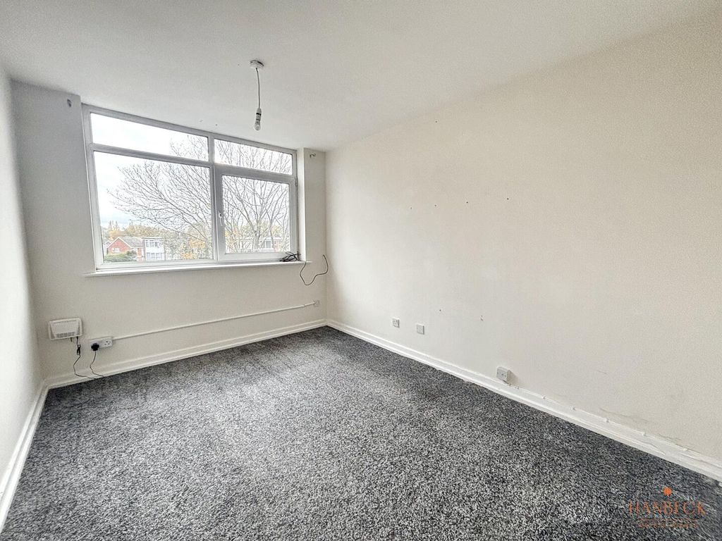 Property photo 2 of 14 Living Room