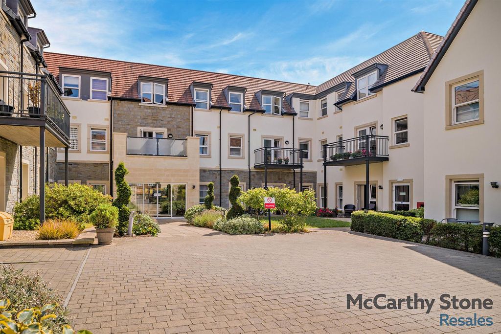 Property photo 1 of 16 William Page Court