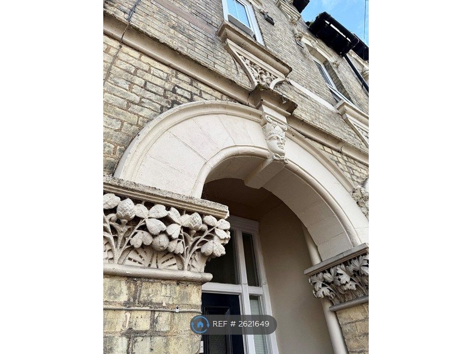 Property photo 3 of 24