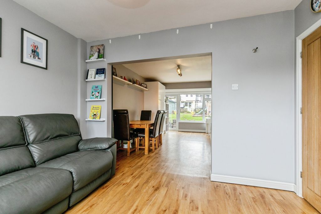 Property photo 3 of 21 Open Plan Living/Kitchen Area