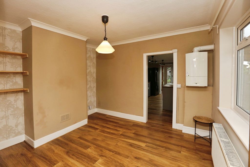 Property photo 3 of 15 Photo