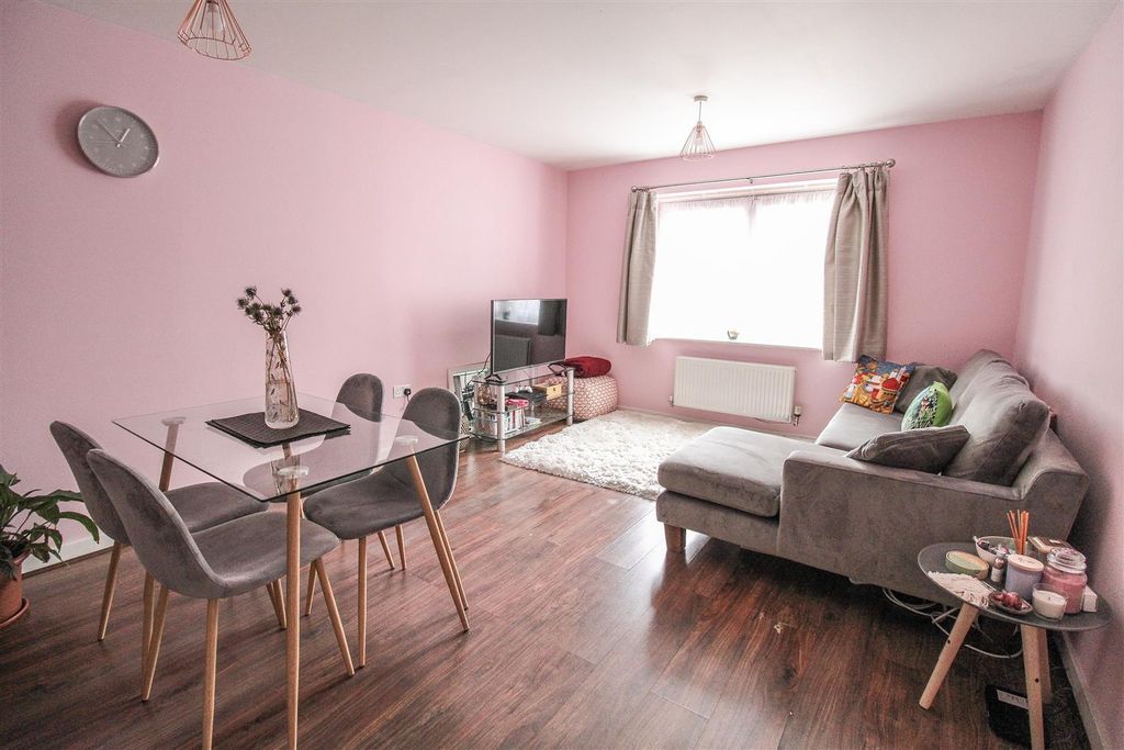 Property photo 2 of 8 Img_6481.Jpg