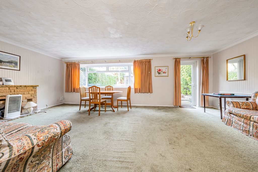 Property photo 2 of 15 Photo Nov 21 2025, 11 01 54 Am