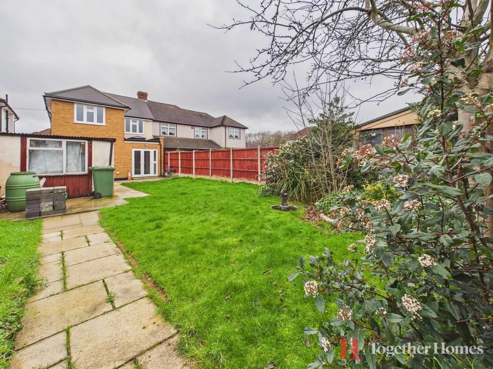 Property photo 2 of 20 Garden