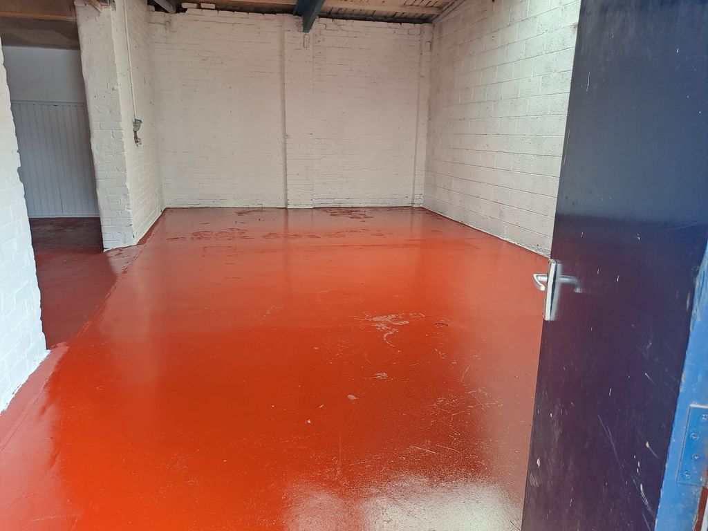 Property photo 1 of 4