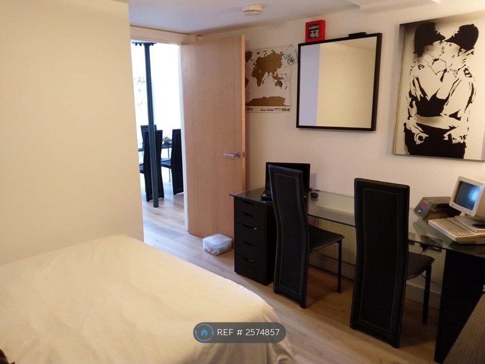 Property photo 3 of 15 Bedroom 2