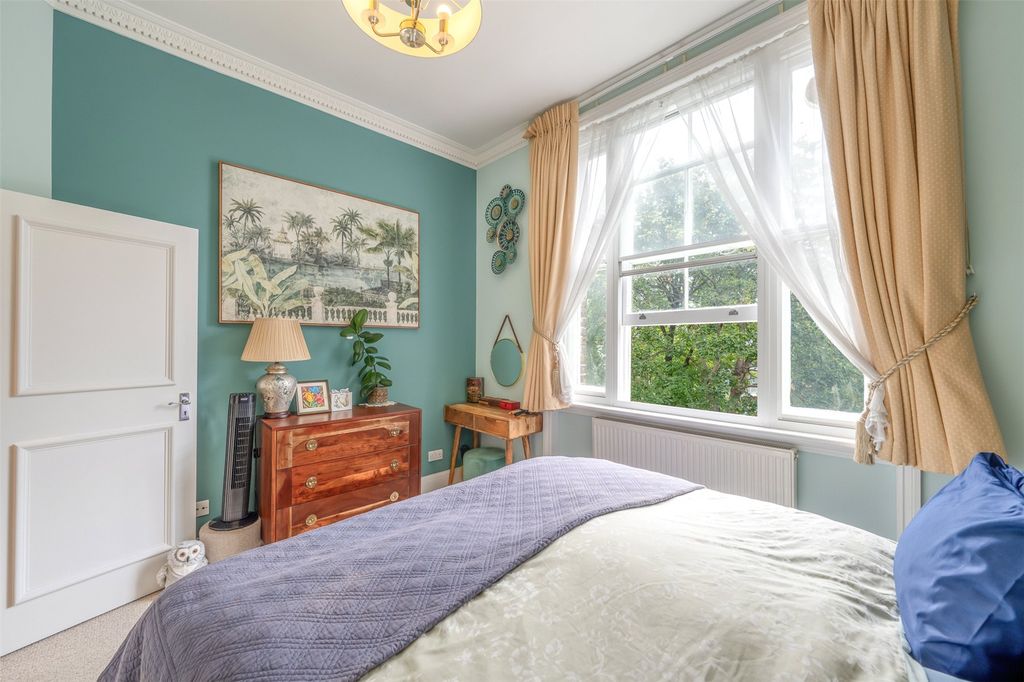 Property photo 2 of 13 Picture No. 02