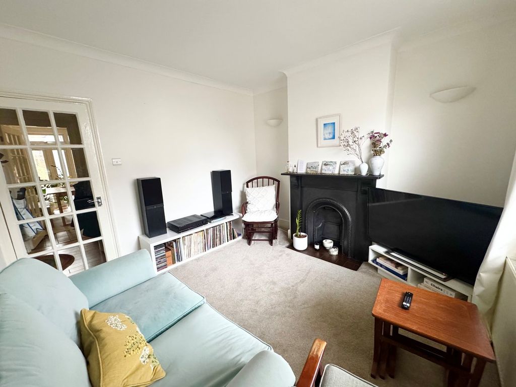 Property photo 2 of 13