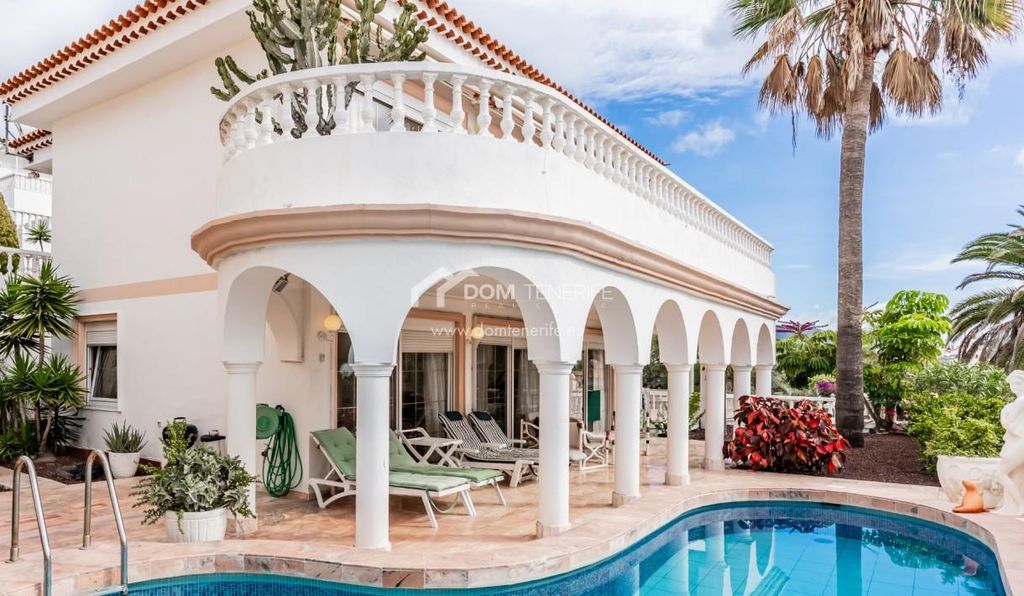 Property photo 1 of 46 Villa With Pool, Chayofa