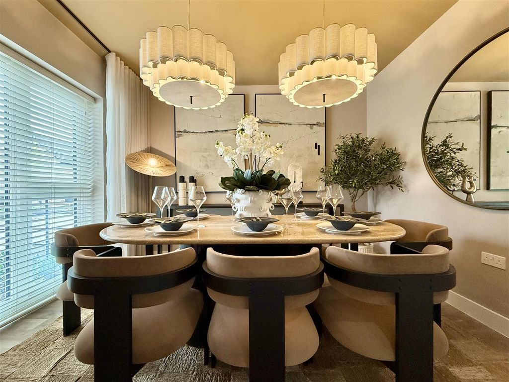 Property photo 2 of 26