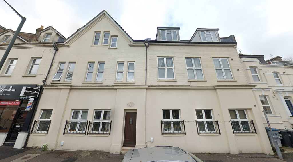 Property photo 1 of 6