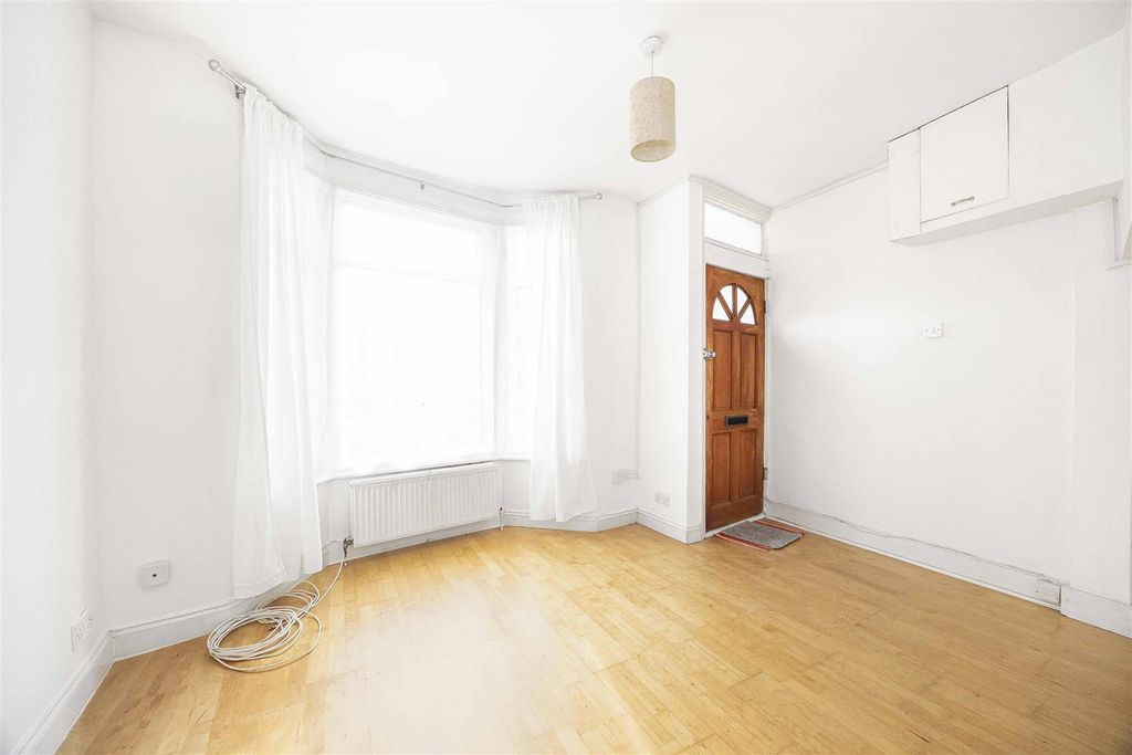 Property photo 2 of 15 2