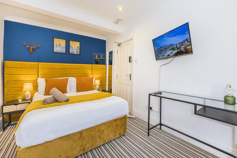 Property photo 1 of 5