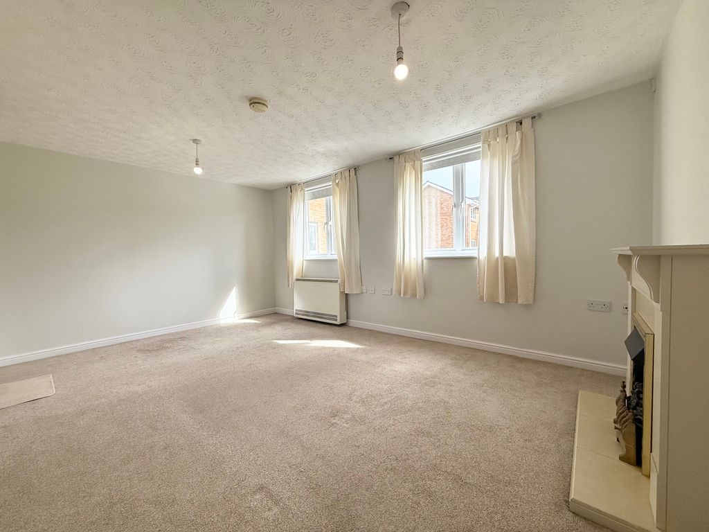 Property photo 3 of 9