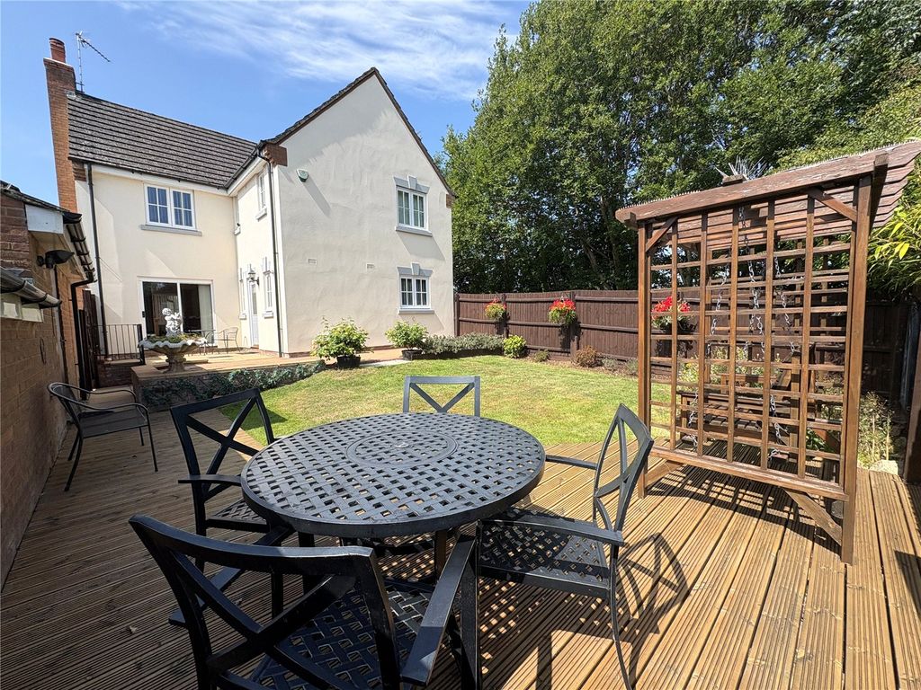 Property photo 2 of 30 Picture No. 06