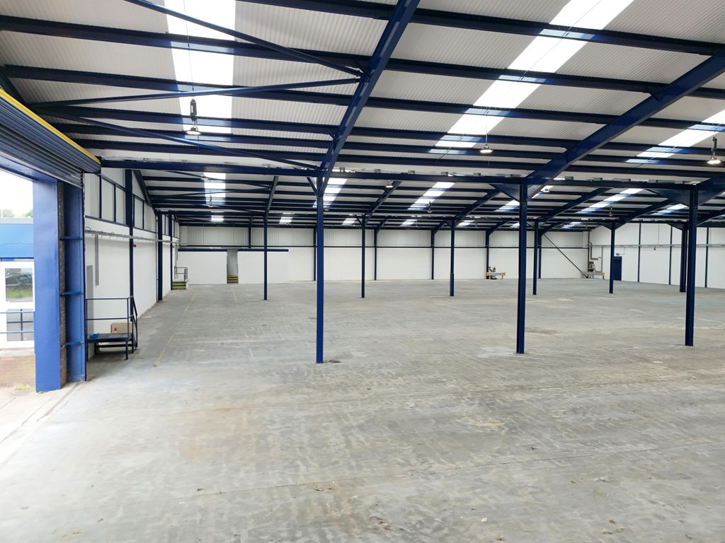 Property photo 3 of 10 723c1d342287438Fa12E6395Cf3cd410.Jpg