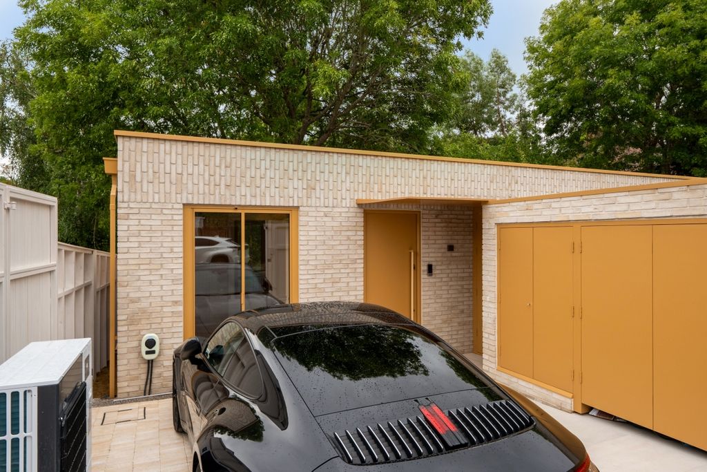 Property photo 3 of 30 1510503 (2)