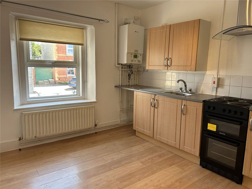 Property photo 3 of 12 Picture No. 04
