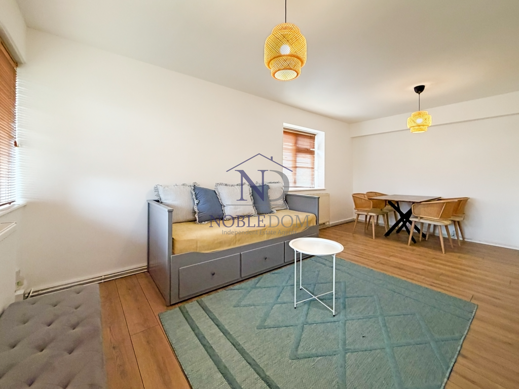 Property photo 3 of 10 Gallery