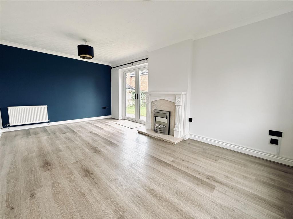 Property photo 2 of 28 Image 2