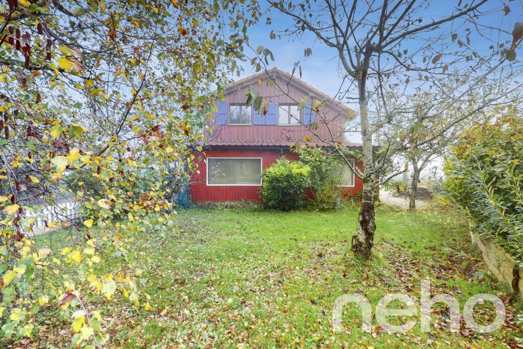 Property photo 2 of 13