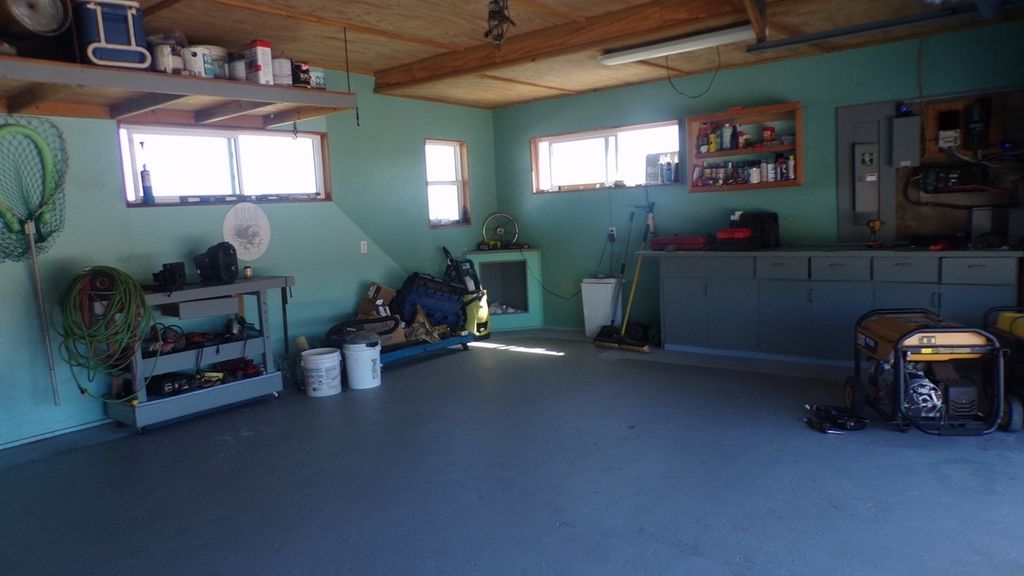 Property photo 1 of 28
